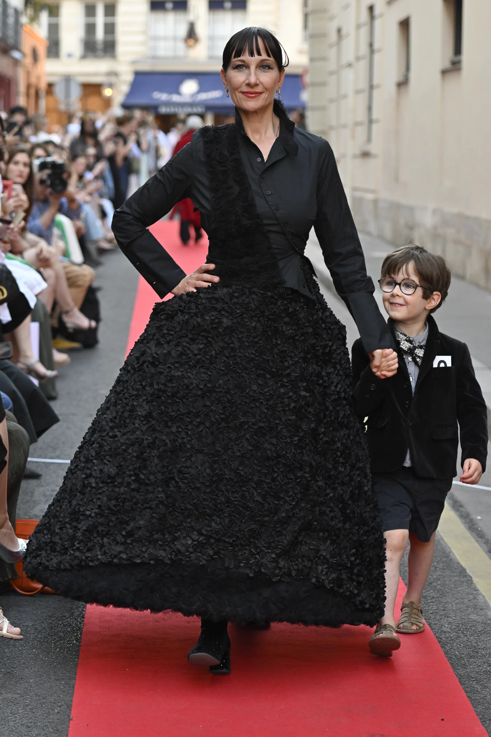 defile-fw25-tokyo-vibrant-createur-japonais-okada-paris