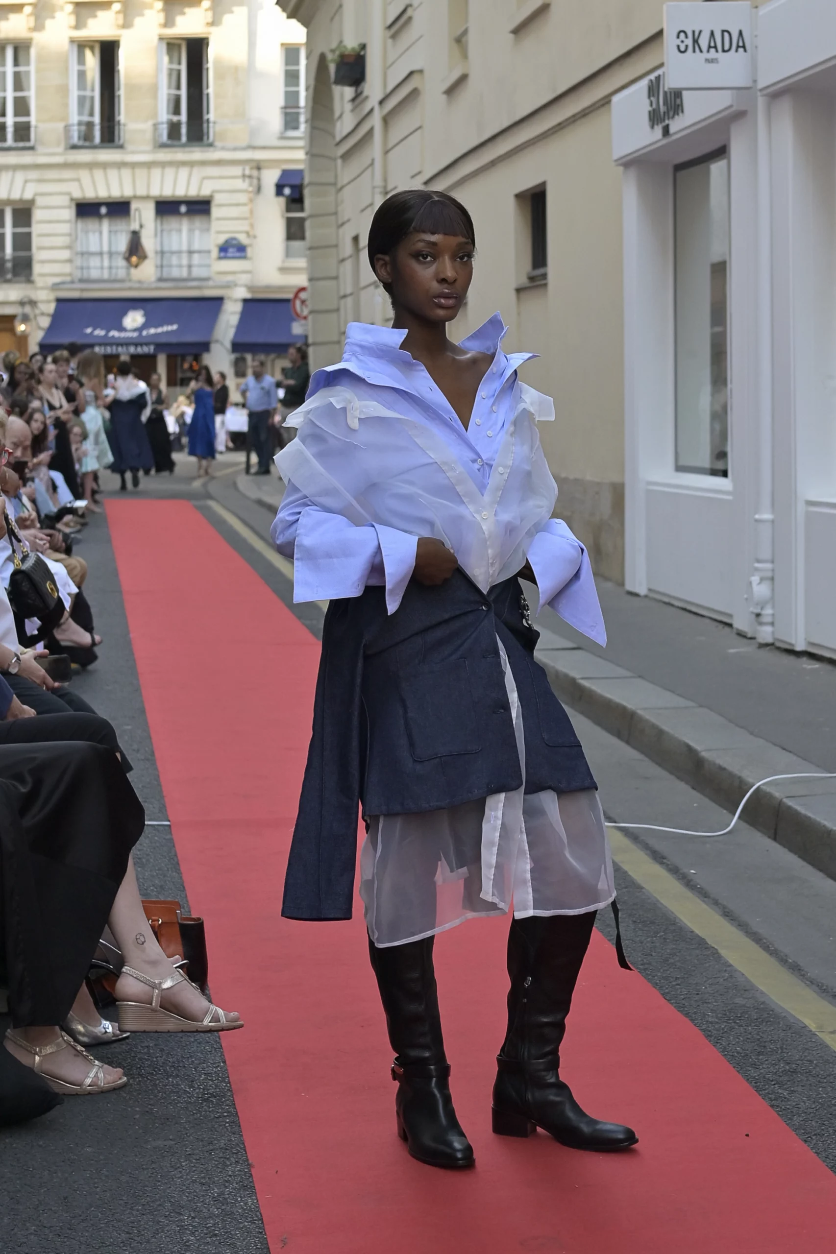 defile-fw25-tokyo-vibrant-createur-japonais-okada-paris