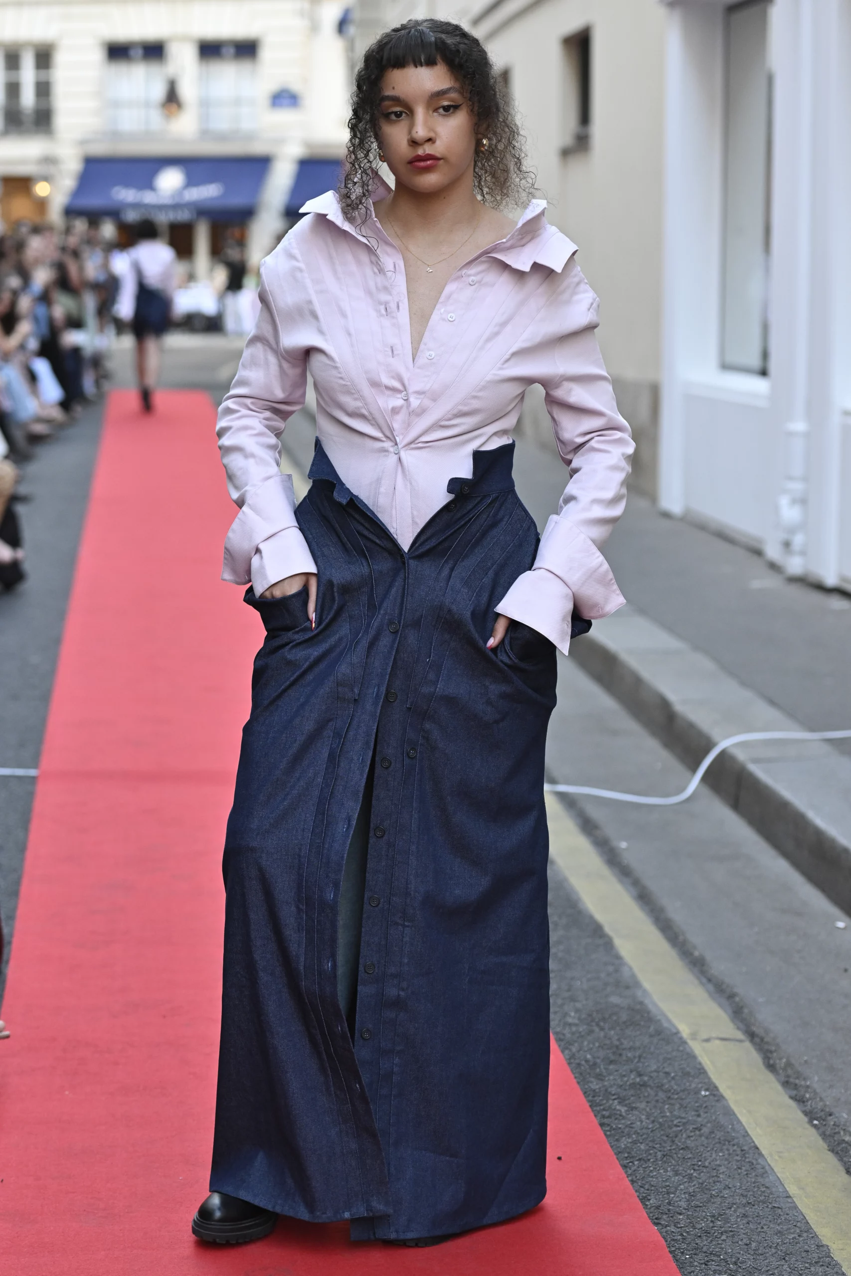 defile-fw25-tokyo-vibrant-createur-japonais-okada-paris