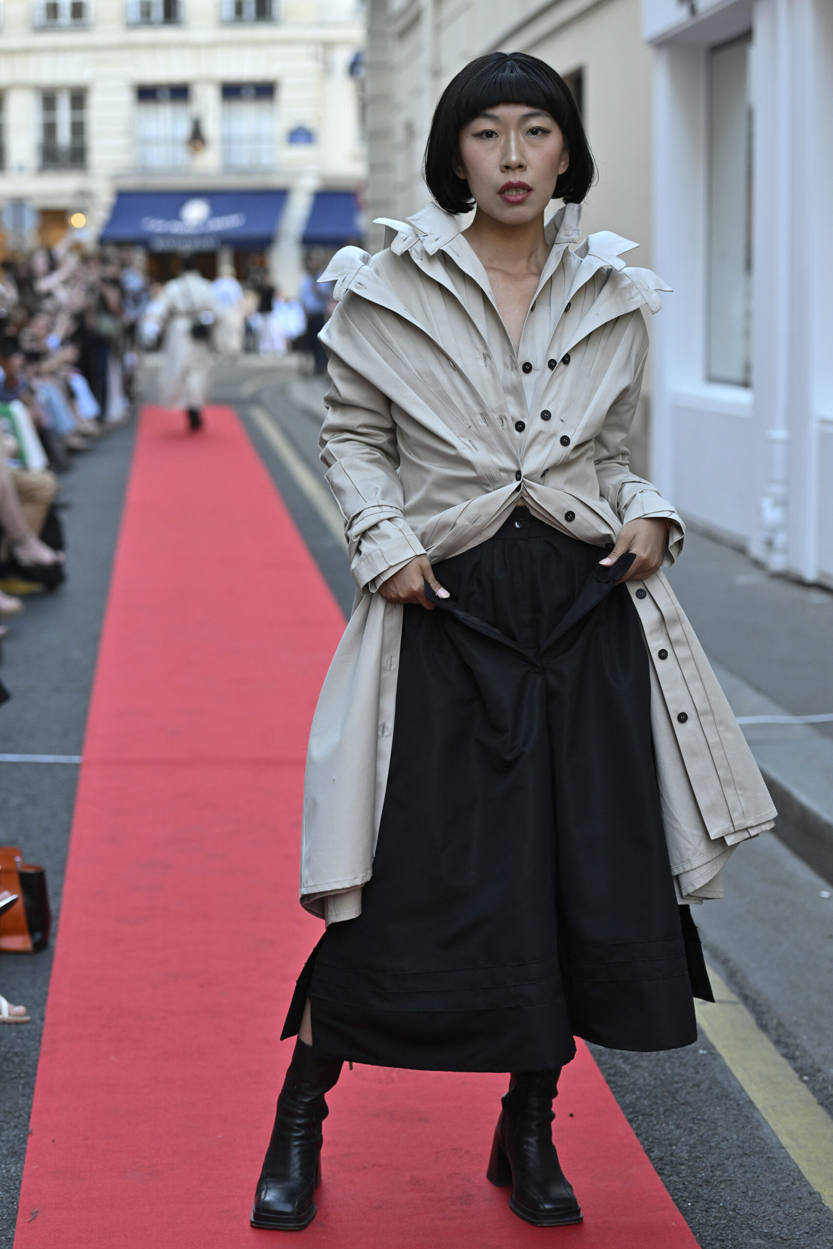 defile-fw25-tokyo-vibrant-createur-japonais-okada-paris