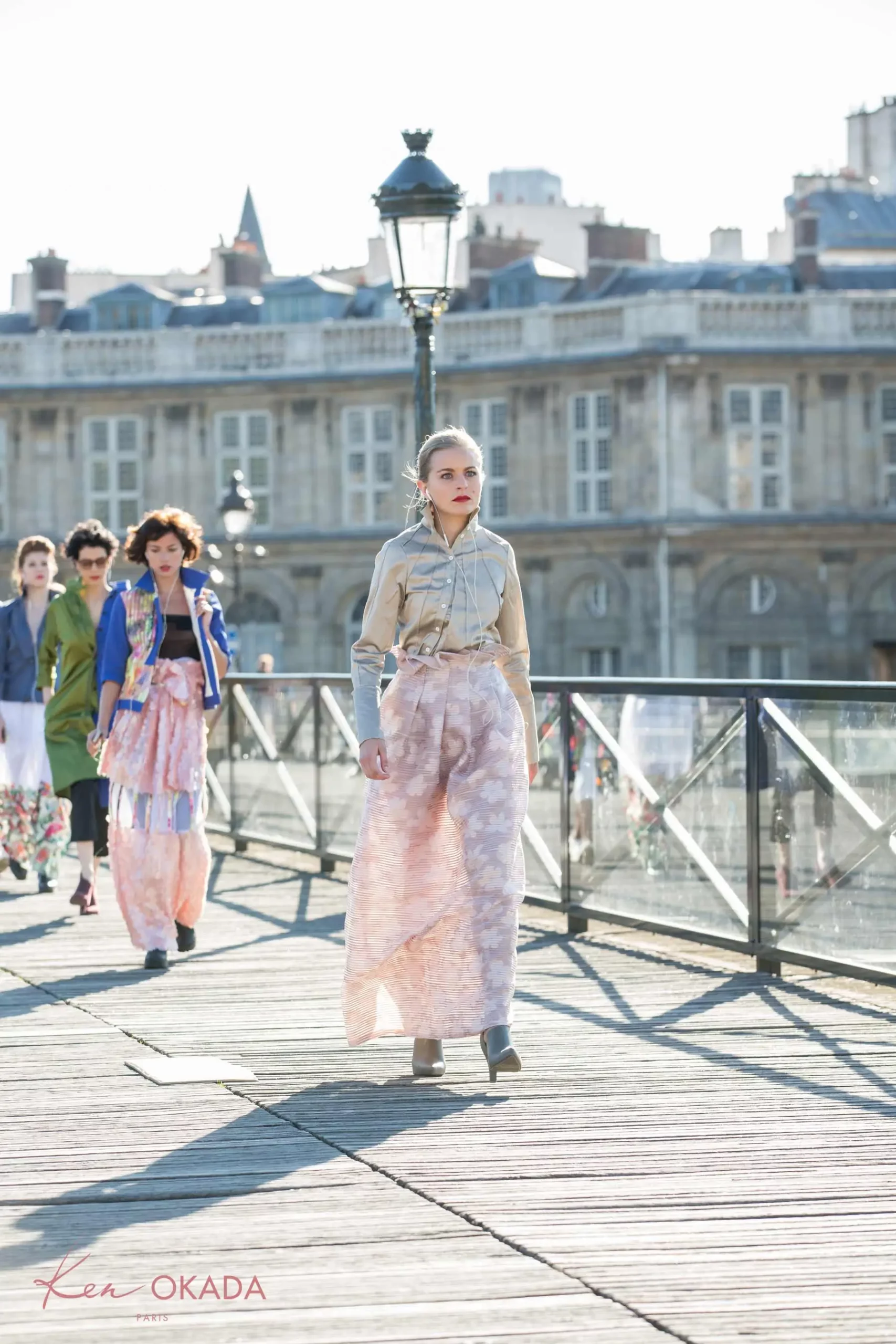 defile-Pont-des-arts-collection-ss17-createur-japonais-okada-paris