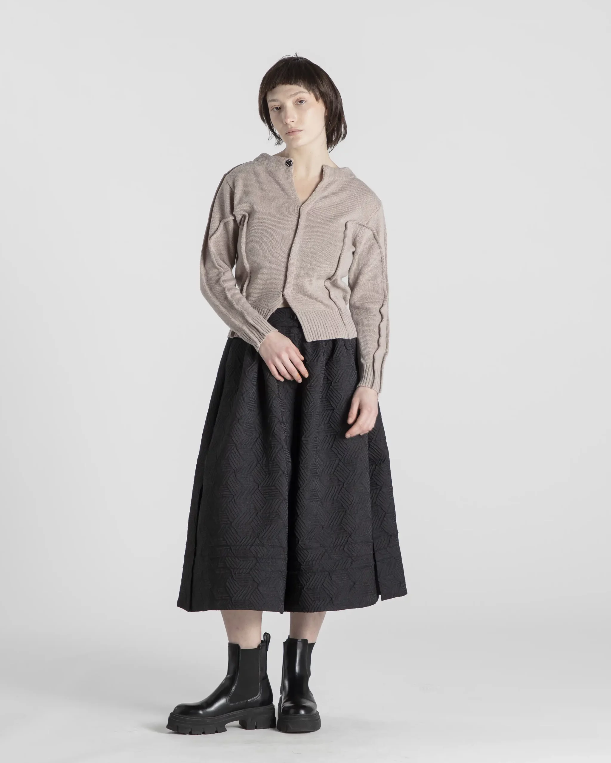 cardigan-femme-lu-laine-createur-japonais-cachemire-face